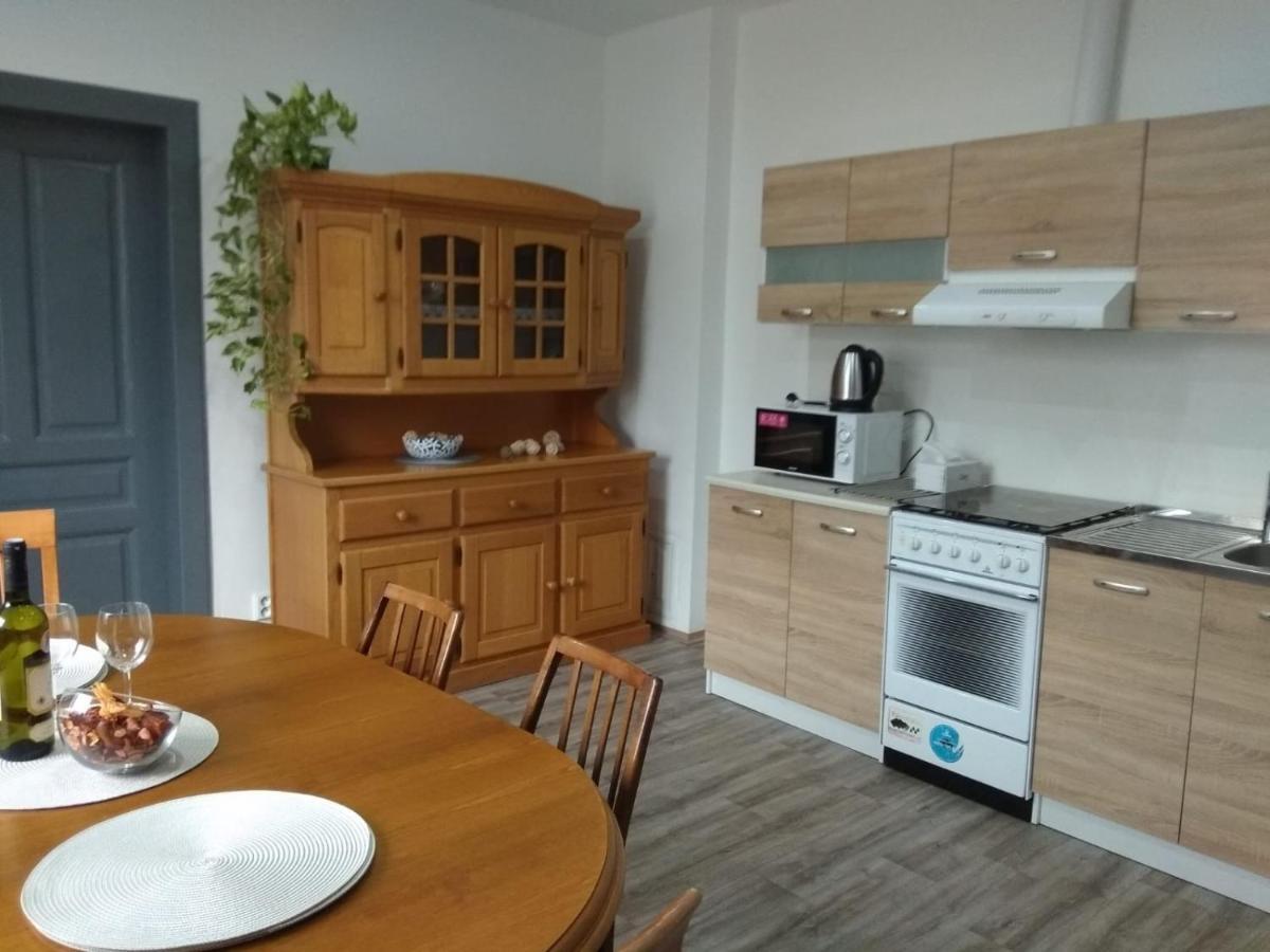 Apartmany U Splavu Veselí nad Moravou Екстериор снимка